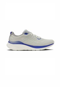 Zapatilla de running K-Swiss en gris y azul con suela blanca, parte superior de tela de malla, diseño en forma de chevron en el costado y cordones atados.