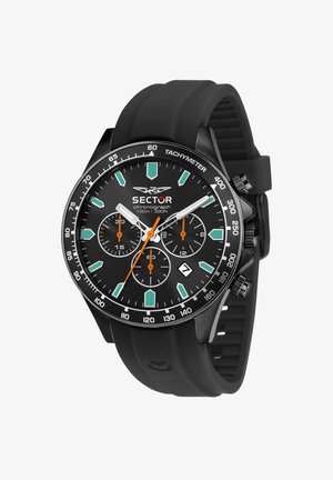 Orologio cronografo nero con indici verdi, lancette arancioni, lunetta tachimetrica, display della data e cinturino in gomma nero.