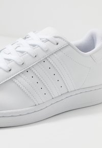 adidas Originals SUPERSTAR - Sneakers - footwear white