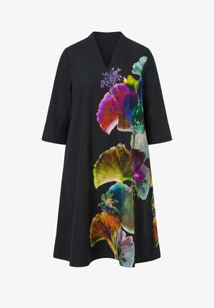 Ulla Popken, WATERCOLOR GINKGO 3/4 SLEEVE A-LINE DRESS - Vapaa-ajan mekko - black