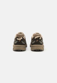 ASICS SportStyle GEL-VENTURE 6 GTX UNISEX - Sporta apavi - pepper/black coffee