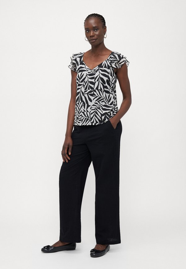 ONLASTA LIFE CAPSLEEVE V NECK  - Blouse4