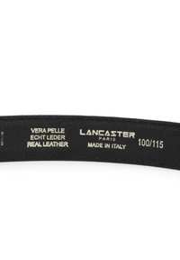 Cinturino in pelle nera con dettagli testuali in rilievo: "Vera Pelle", "Echt Leder", "Real Leather", "Lancaster Paris", "Made in Italy", e taglia 100/115.