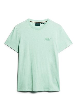 Lichtgroene katoen t-shirt met korte mouwen, ronde halslijn en een klein logo-detail op de linkerborst. Zachte textuur.