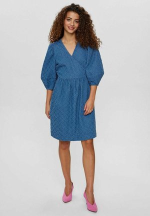 NUDEBRA - Freizeitkleid - medium blue denim