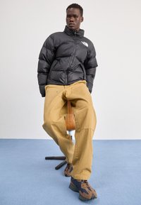 Thumbnail Image 6