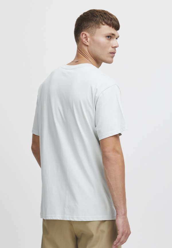 SDILIAS - Basic T-shirt - smoke4