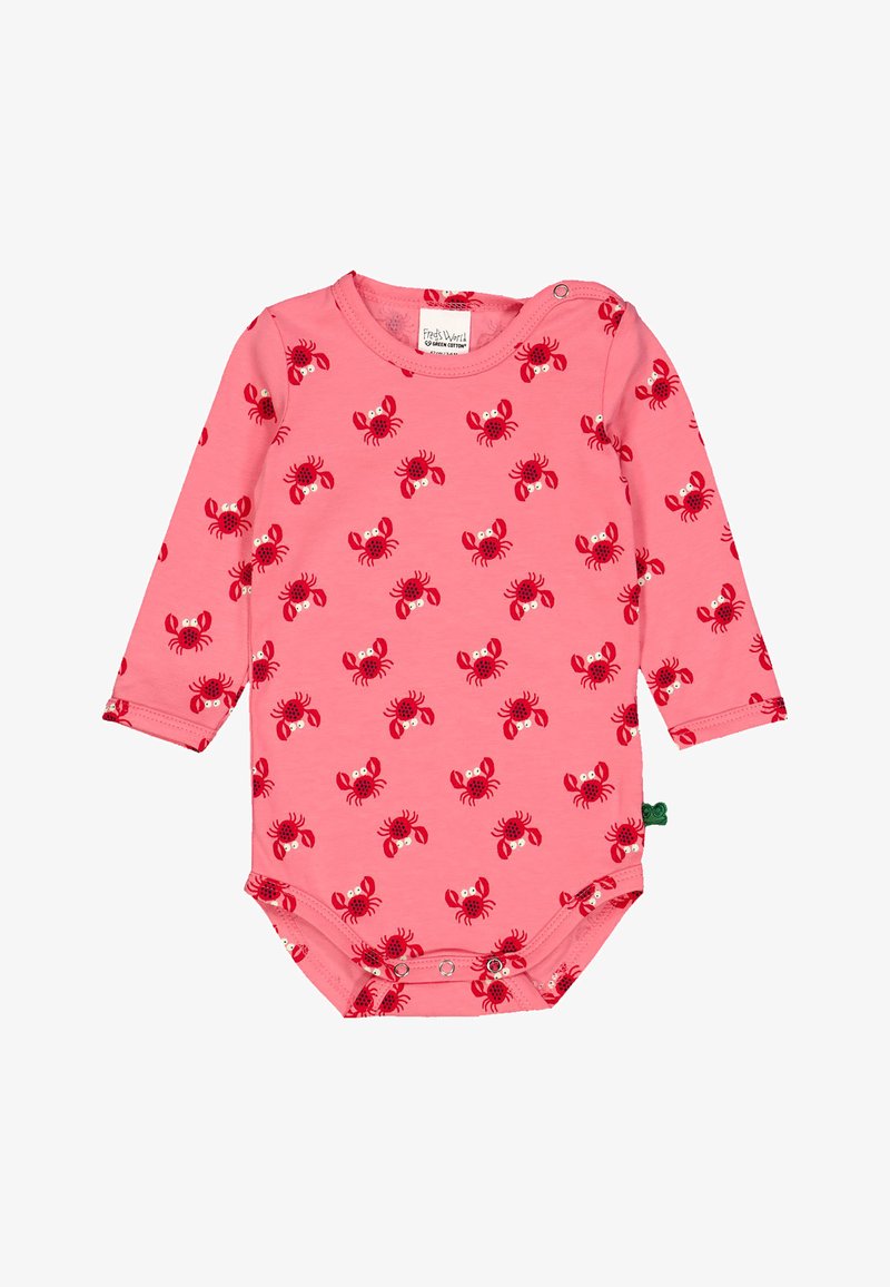 Růžový body s dlouhým rukávem se vzorem opakovaných červených krabů. Vyrobeno z měkké bavlny, zahrnuje zapínání na patentky na rameni a ve spodní části.
