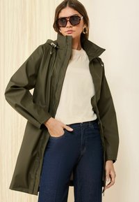 Friends Like These REGULAR FIT - HOODED RAIN - Vodootporna jakna - khaki
