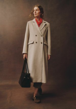 Laura Ashley, Classic coat - cream