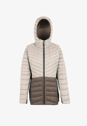 Beżowa i brązowa pikowana kurtka z kapturem, przednim zamkiem błyskawicznym oraz zasuwanymi bocznymi kieszeniami, zaprojektowana na zimne warunki na zewnątrz.