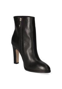 Botte de cheville en cuir noir avec un bout pointu et une fermeture éclair sur le côté. Présente un talon aiguille haut et une texture lisse.