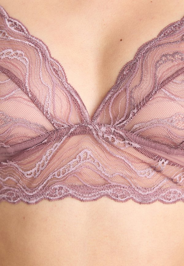 UNLINED TRIANGLE SENSUAL STRETCH LACE - Triangle bra3
