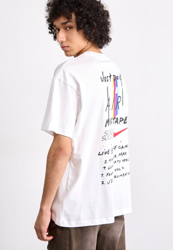 TEE MIXTAPE - Print T-shirt3