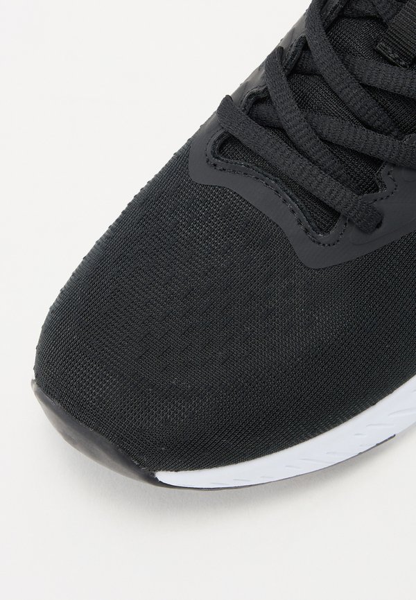 BOLD BASE - Training shoe3