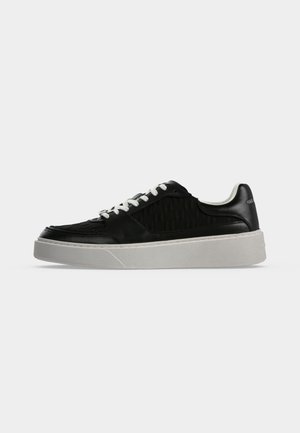 KARL LAGERFELD, FLINT II MONOGRAM - Baskets basses - black