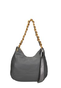 Borsa morbida grigia con silhouette curva. Presenta una tracolla in catena dorata e un accento con nappina metallica. Chiusura con zip nella parte superiore.