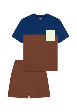 Short-sleeve color-block t-shirt in blue and brown with a yellow pocket, paired with brown shorts; cotton fabric, casual design.