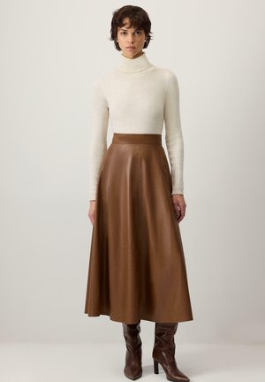 Falda acampanada - brown