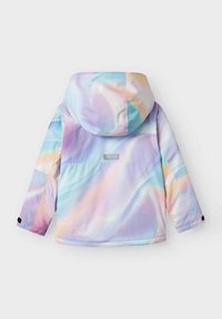 Jaka ar kapuci pasteļtoņos ar plūstošu, vijīgu rakstu. Uz muguras ir logotips un melni pogu akcenti uz piedurknēm. Gluda, viegla materiāla.