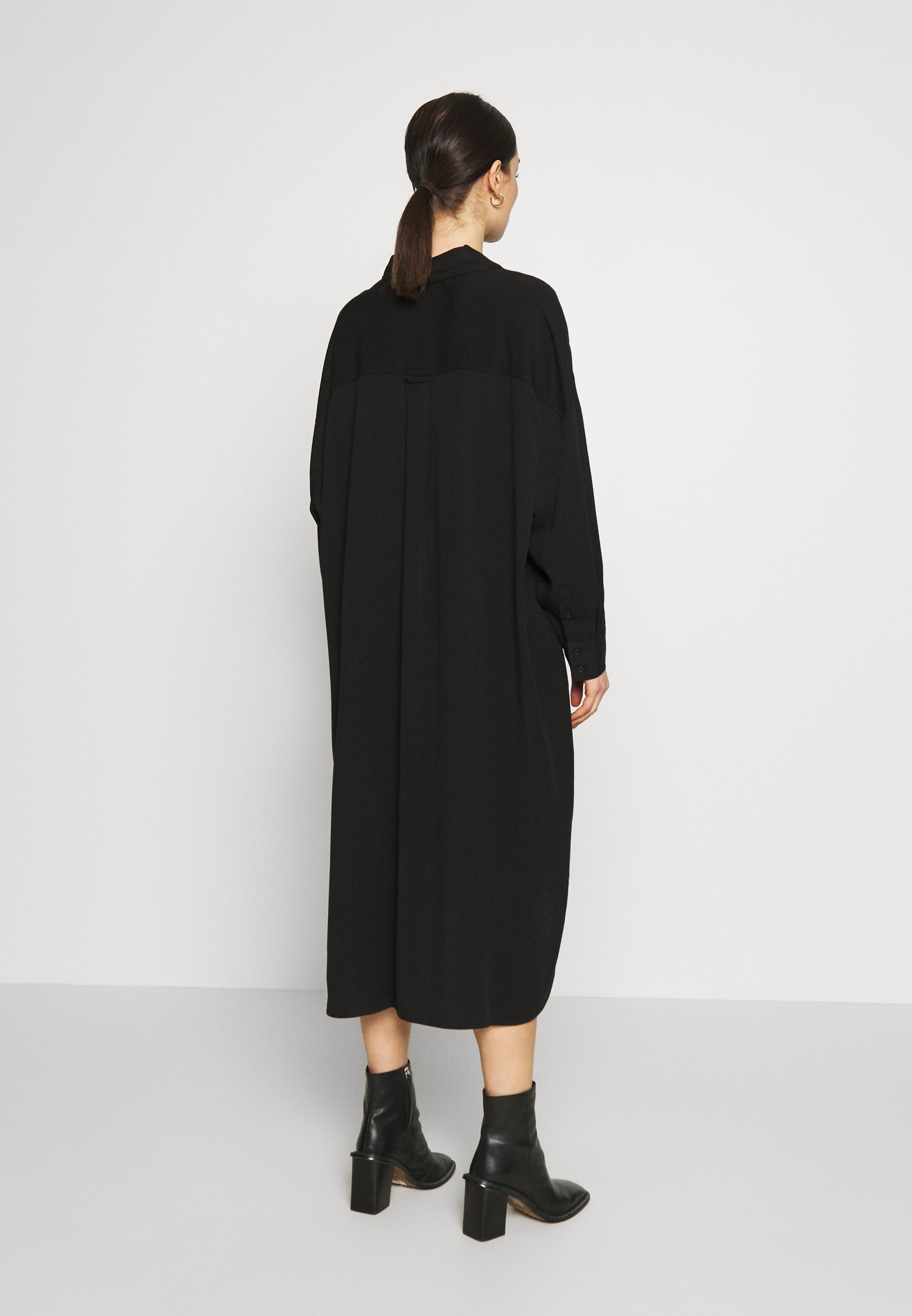 Weekday GLADYS DRESS Skjortekjole black Zalando.no Weekday GLADYS DRESS - Skjortekjole - dark dusty green