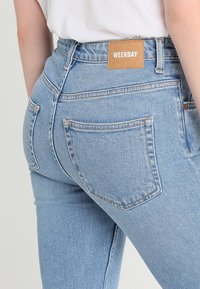 Weekday Vaqueros rectos - blue denim