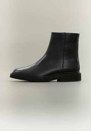 Calvin Klein, SQ ZIP BOOT - Klassiset nilkkurit - triple black