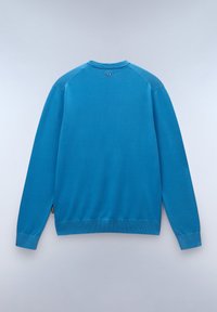 Blauwe ronde hals trui gemaakt van zachte stof, met lange mouwen, geribde manchetten en zoom, en een klein logotag aan de achterkant van de halslijn.