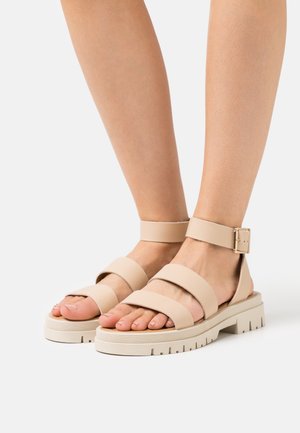 Lazamani Sandalias con plataforma - beige