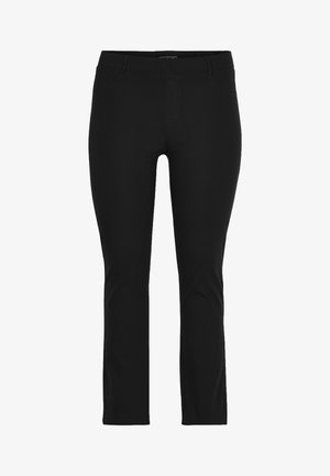 Zwarte slim-fit broek met riemlussen, voorvlieg en geen zichtbare zakken, weergegeven tegen een witte achtergrond.