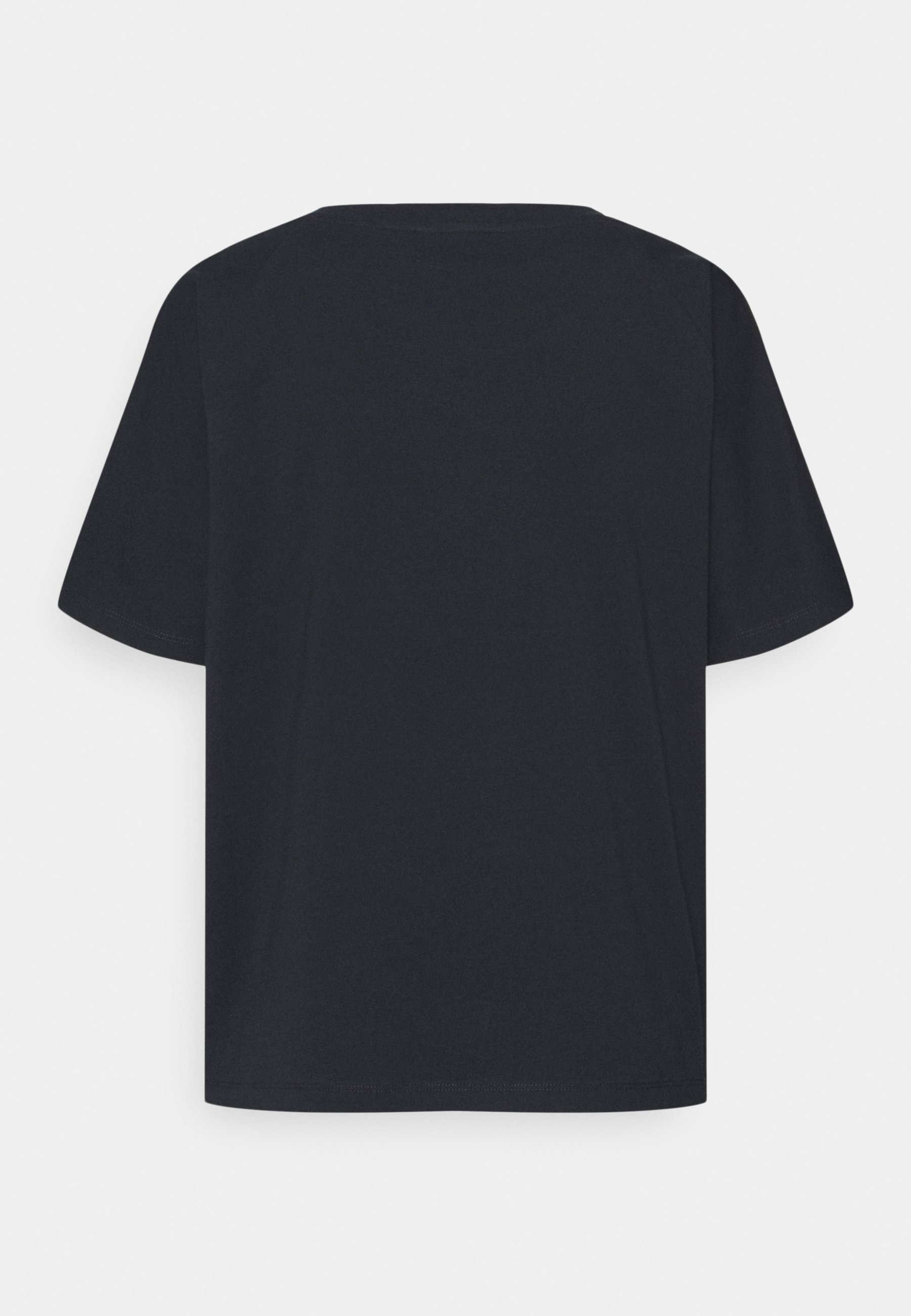 basic house t shirt