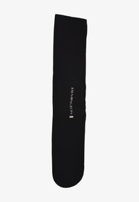 Svart hårrettetask laget av stoff, med en glatt tekstur og en tydelig hvit "REMINGTON"-logo langs den ene siden.