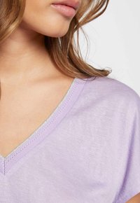 Morgan T-Shirt basic - parme