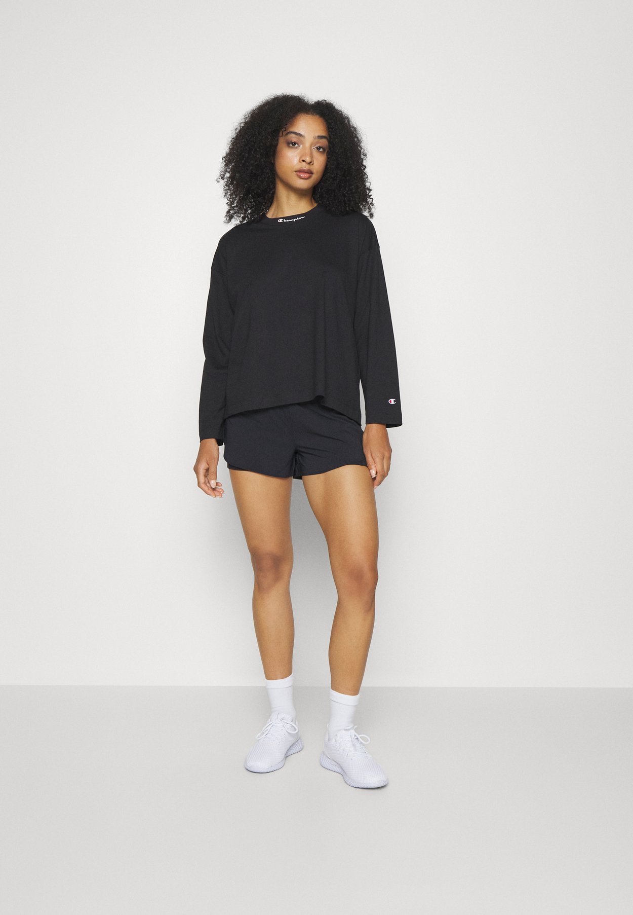 LONG SLEEVE OVERSIZED FIT