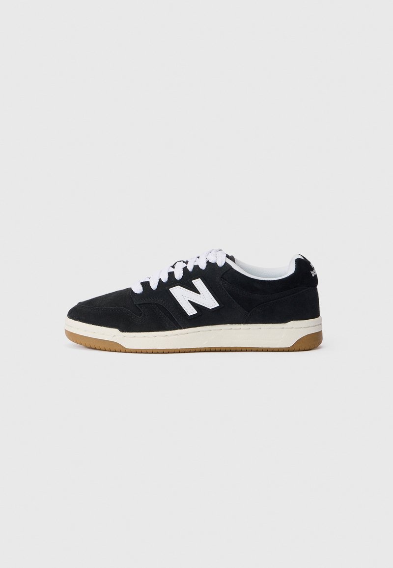 480 black/white/black