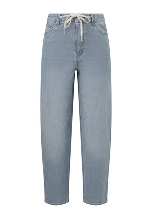 Hellblaue Jeanshose mit geraden Beinen und elastischem Bund mit weißem Kordelzug, vordere und hintere Taschen sichtbar.