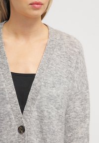 Gestuz Kardigan - mottled grey