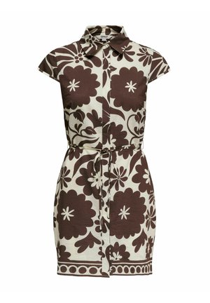 Vestito camicia a maniche corte con motivo floreale marrone, colletto, bottoni frontali e cintura in vita su sfondo crema.