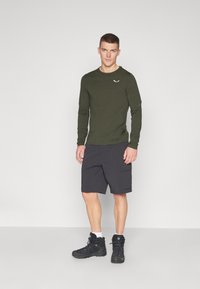 Salewa PEDROC DRY TEE - Hosszú ujjú felső - dark olive