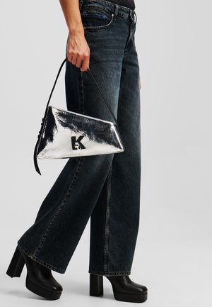 Bolso de mano - silver