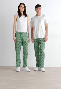 Carlo Colucci TRACKSUIT PANT UNISEX - Tréningruha alsók - light green