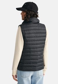GANT Väst - black
