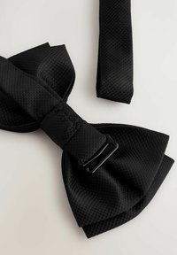 Thumbnail Image 2