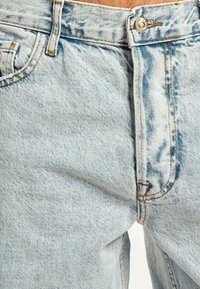 2Y Premium Blugi loose fit - lightblue