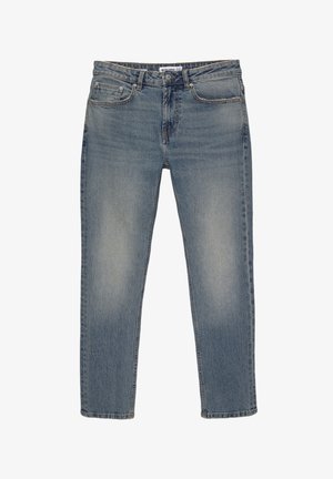 Svijetloplave traperice s ravnim nogavicama, izbleđene teksture, dizajnom s pet džepova i zatvaranjem na dugme i patentni zatvarač.