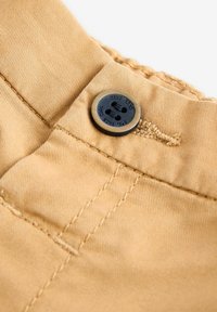 Next REGULAR FIT - Kratke hlače - ochre yellow