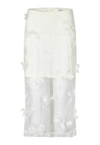 Falda midi blanca con bordado floral y una capa translúcida. Presenta una tela texturizada y suaves acentos de flores en la parte frontal y en los bordes inferiores.