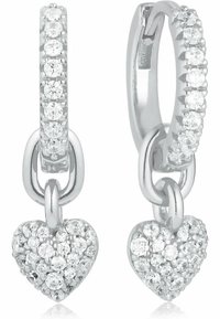 Orecchini a cerchio in argento presentano un design a maglia con accenti a forma di cuore, incastonati con cristalli trasparenti scintillanti per un tocco di preziosità in più.