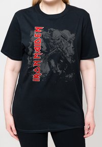 Paradiso Clothing IRON MAIDEN HI CONTRAST TROOPER - Print T-shirt - black
