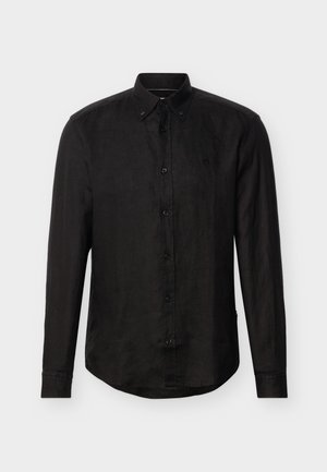 Μαύρο πουκάμισο μακρυμάνικο με κουμπιά και κλασικό γιακά, με διακριτικό λογότυπο στο αριστερό στήθος, σε απλό φόντο.